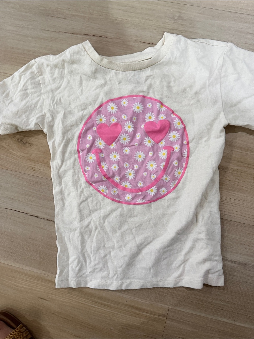 Freeze White Tee with Pink Daisy Smile Patch